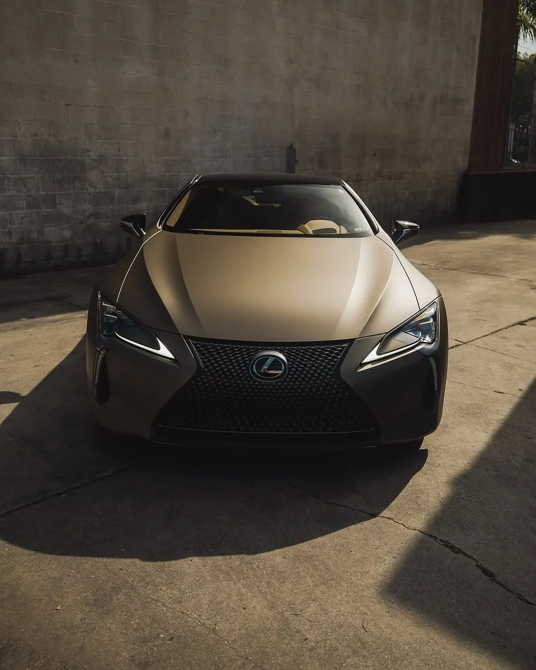 Lexus LC500 wrapped in Inozetek Gloss Metallic Titanium Dynamic PPF - изображение 5