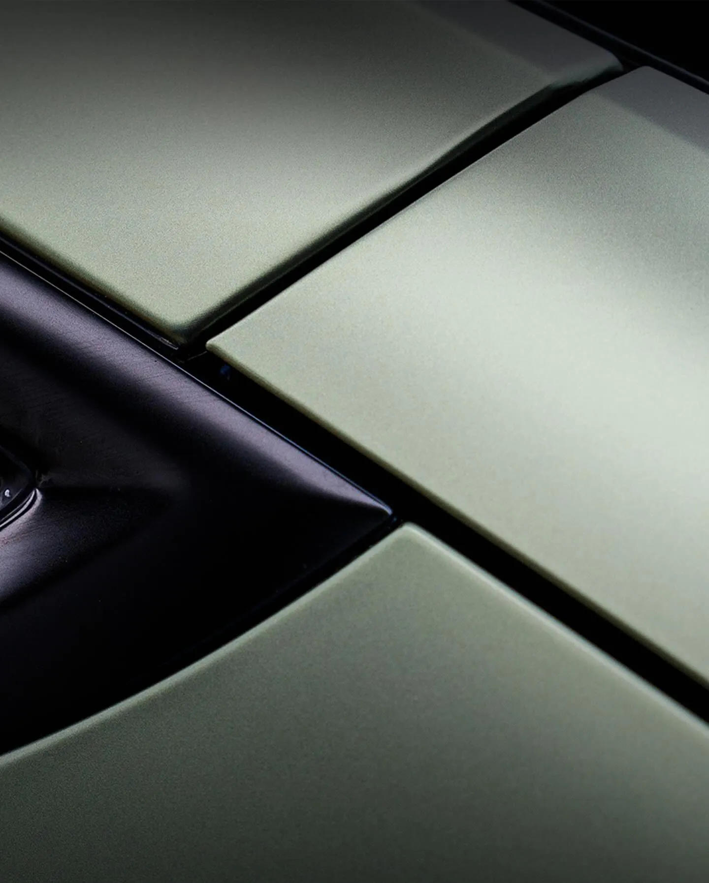 Tesla Model 3, оклеенный пленкой MC Films Matte Metallic Grey Green. View 1