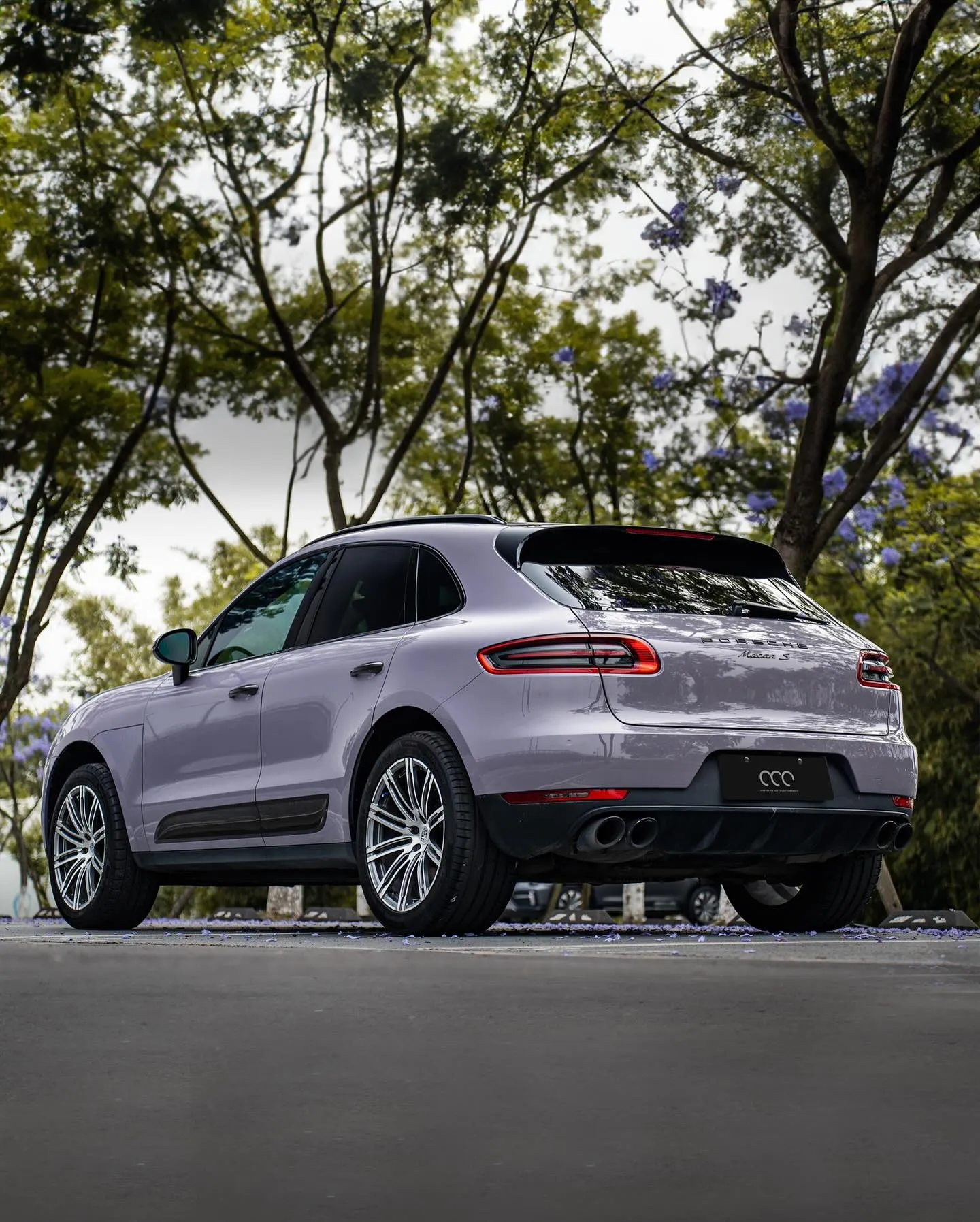 Porsche Macan S в пленке Super Gloss Provence Purple. View 1