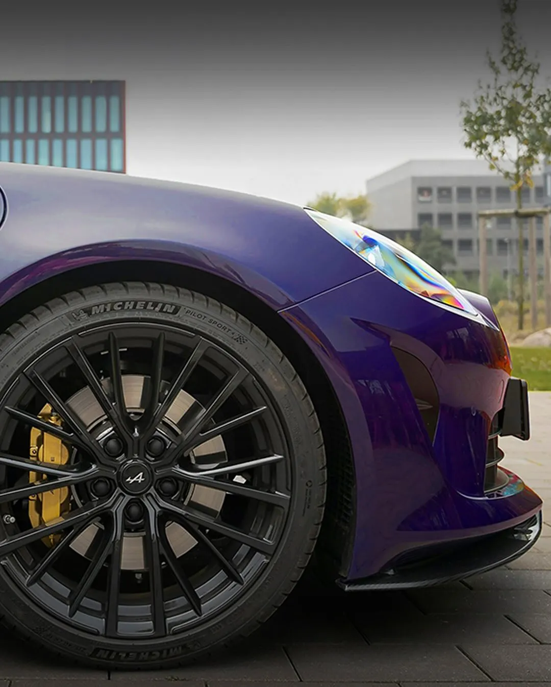 Alpine A110 в пленке Super Gloss Venetian Purple. - изображение 4