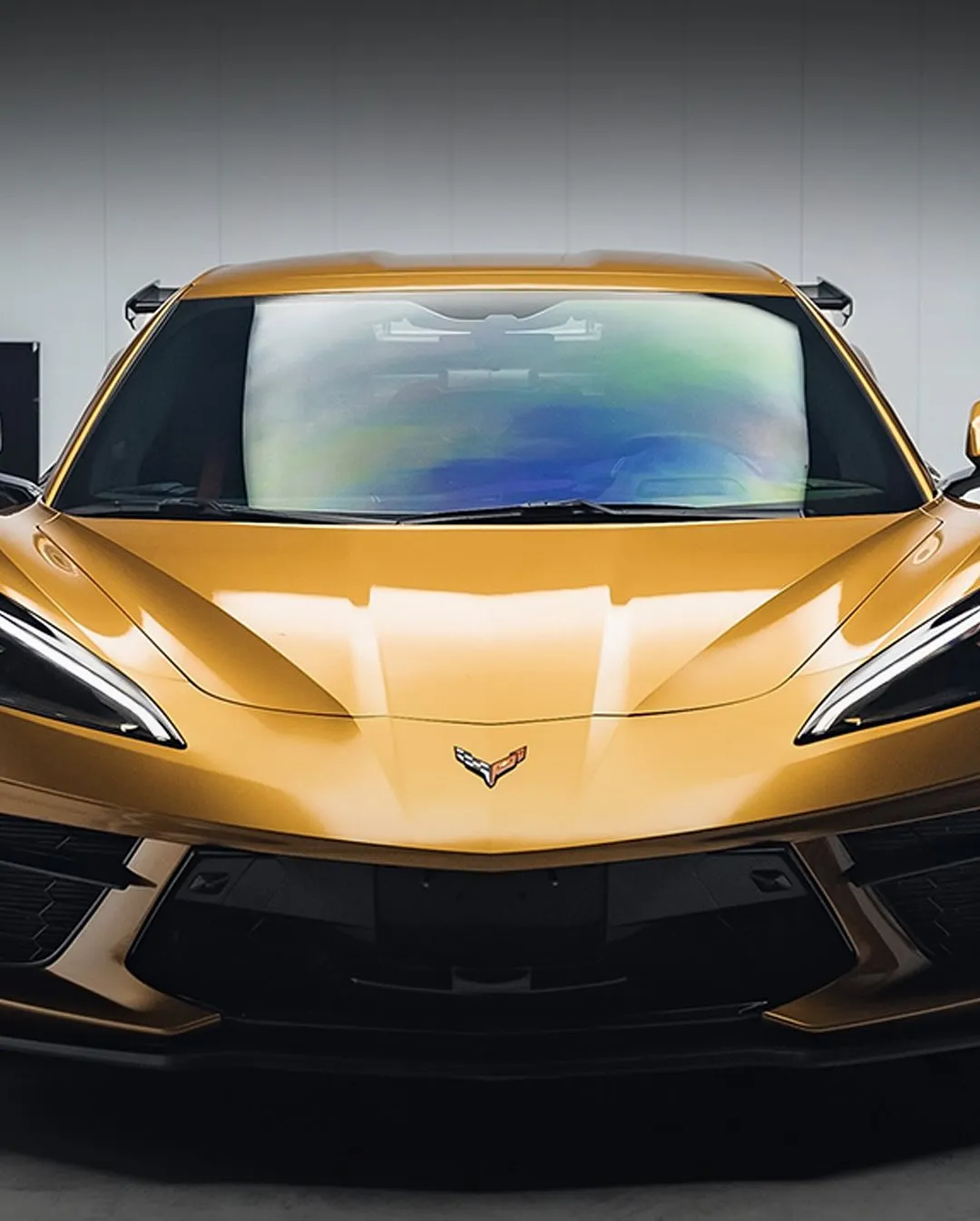 Corvette C8 в пленке Madeira Gold. - изображение 7