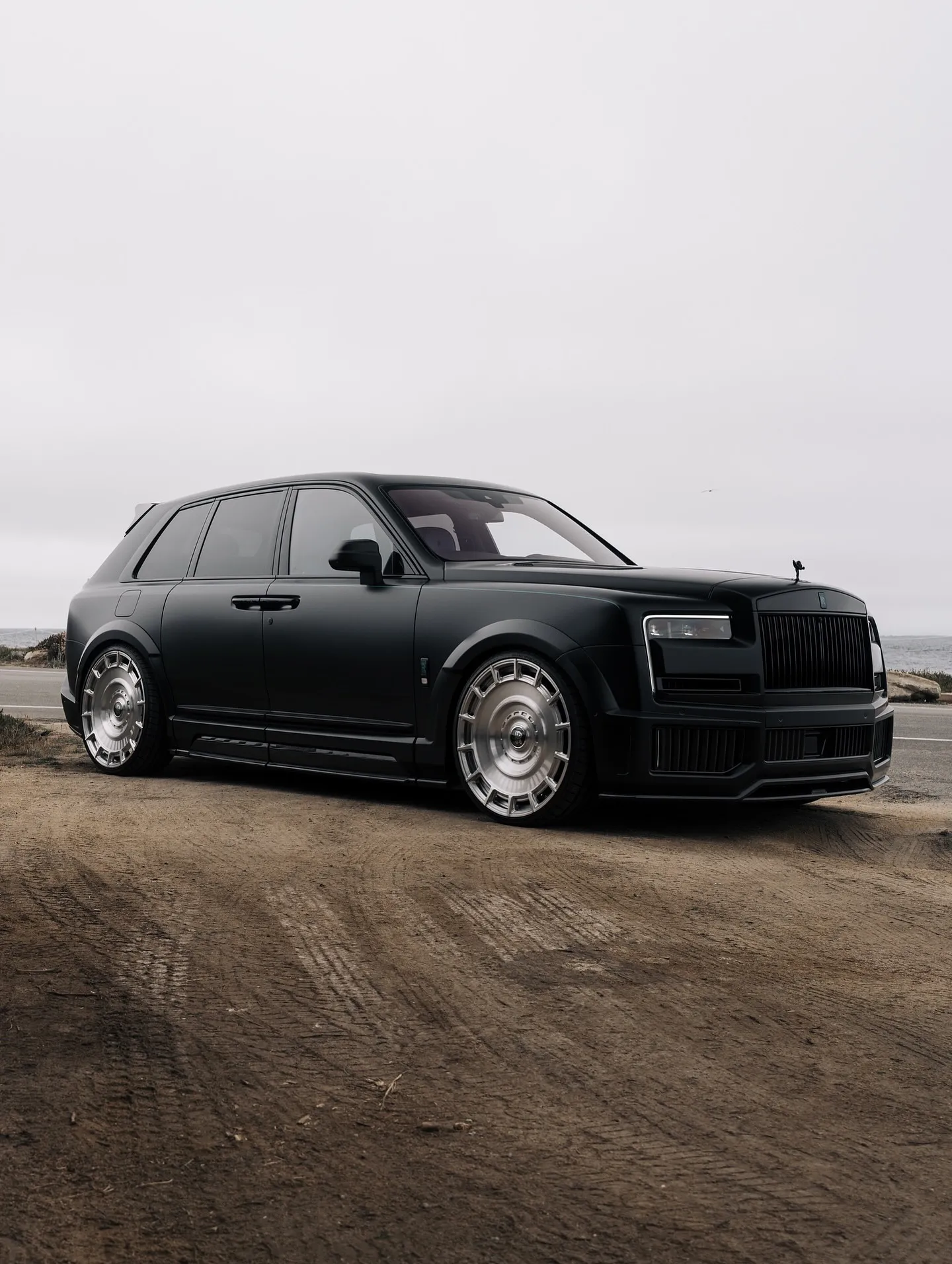 Rolls Royce Cullinan fully transformed with Inozetek InoMatte PPF Clear Matte - изображение 7