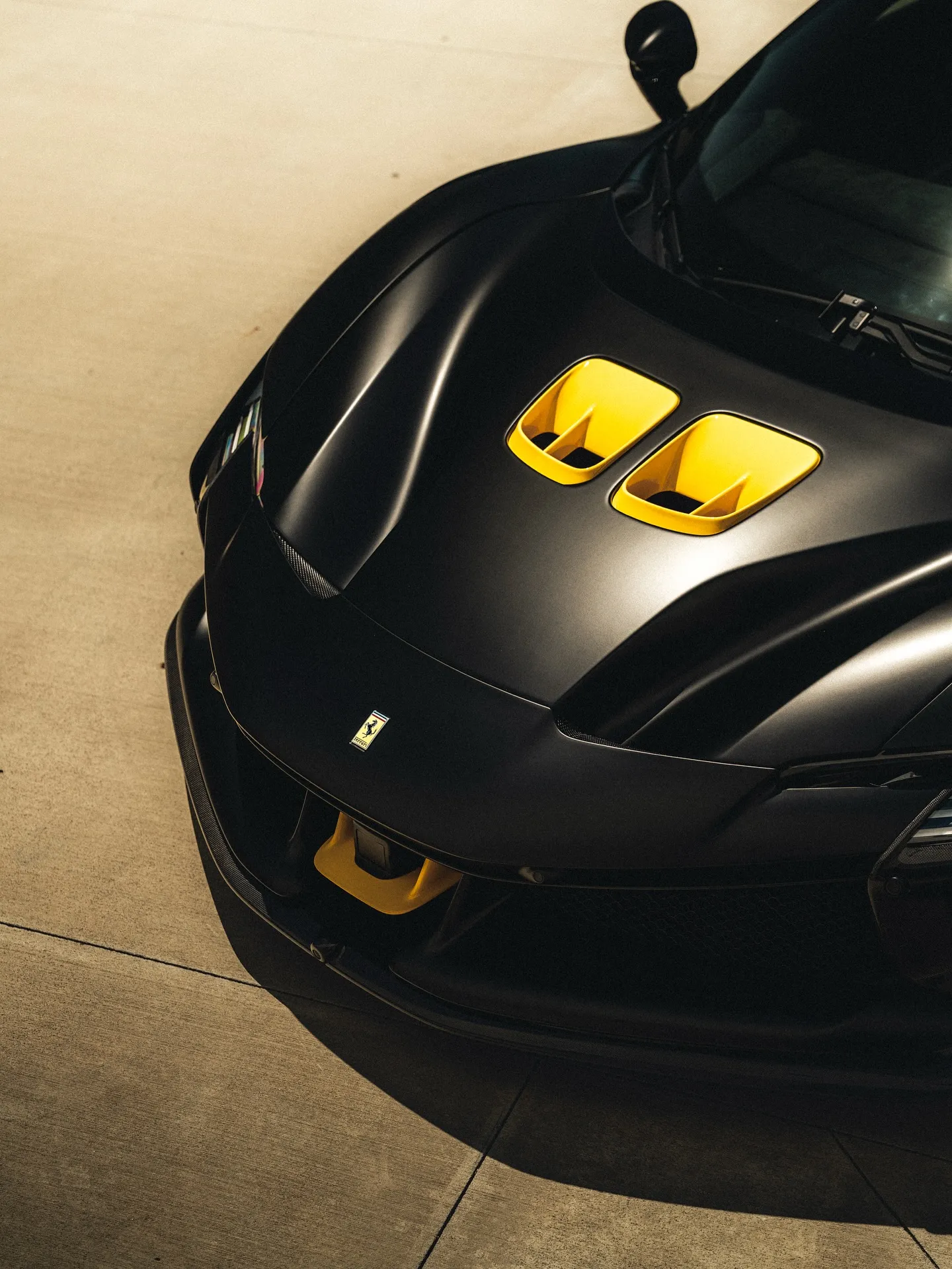 Ferrari SF90XX protected with Inozetek Dynamic PPF Satin Midnight Black. - изображение 6