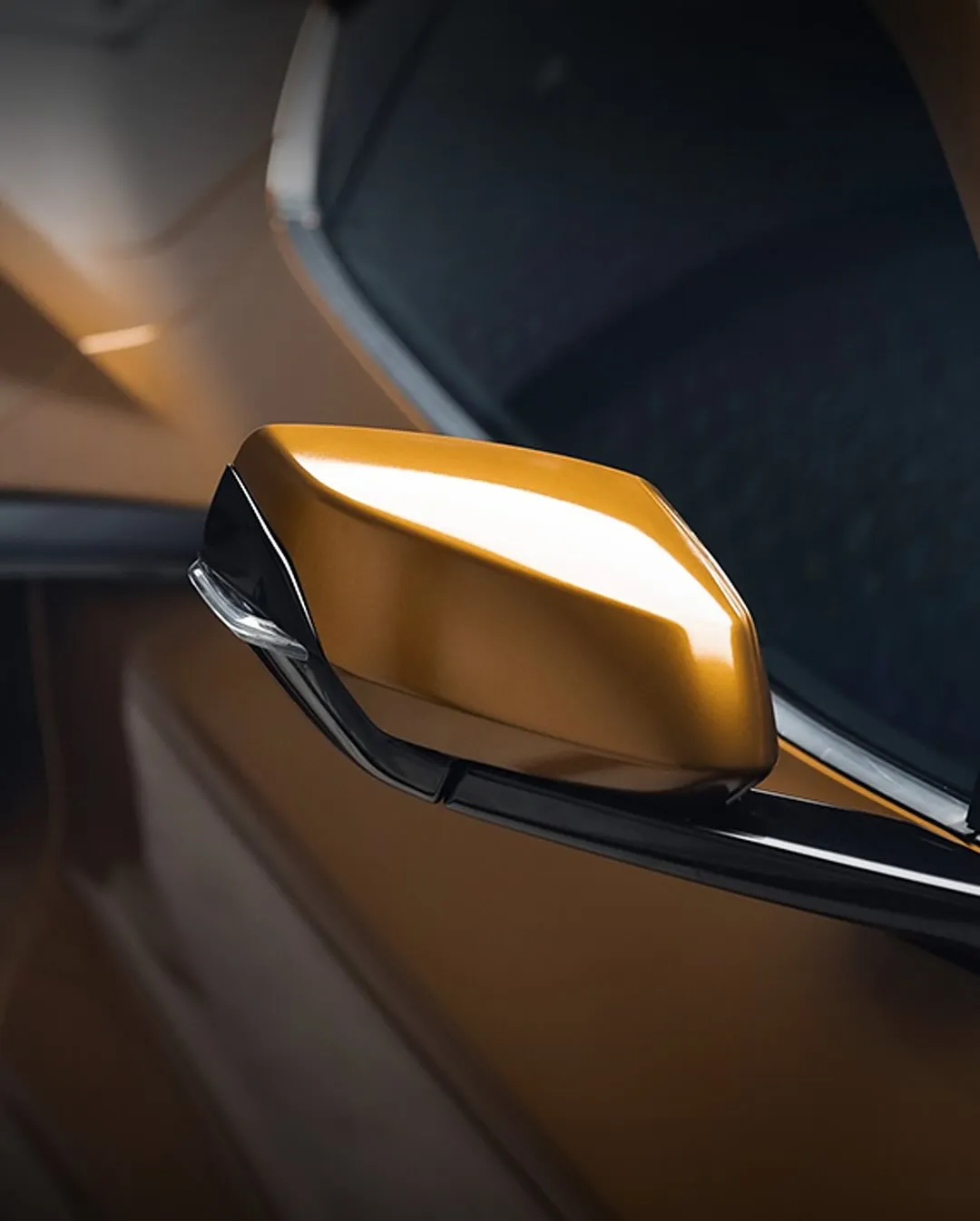 Corvette C8 в пленке Madeira Gold. - изображение 4