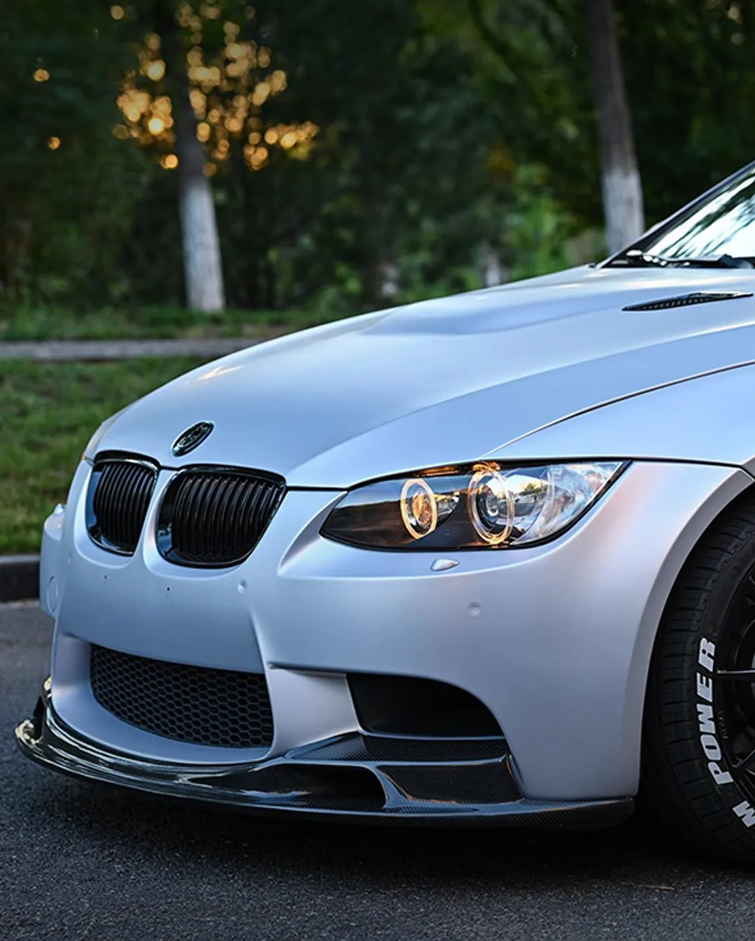BMW E92 M3 в пленке Super Matte Crescent Silver. View 2