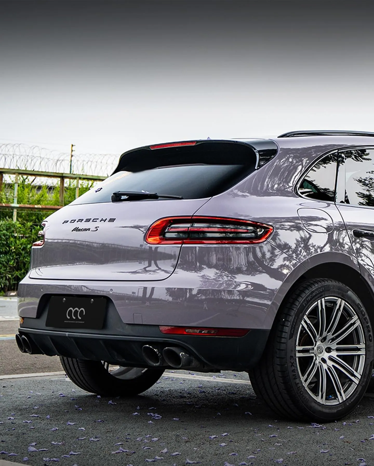 Porsche Macan S в пленке Super Gloss Provence Purple. - изображение 5