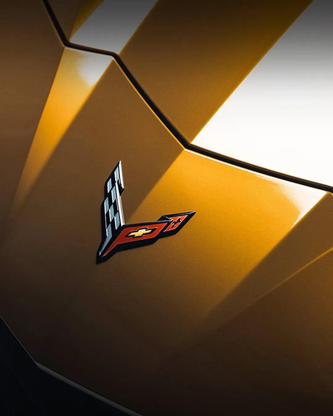 Corvette C8 в пленке Madeira Gold. View 2